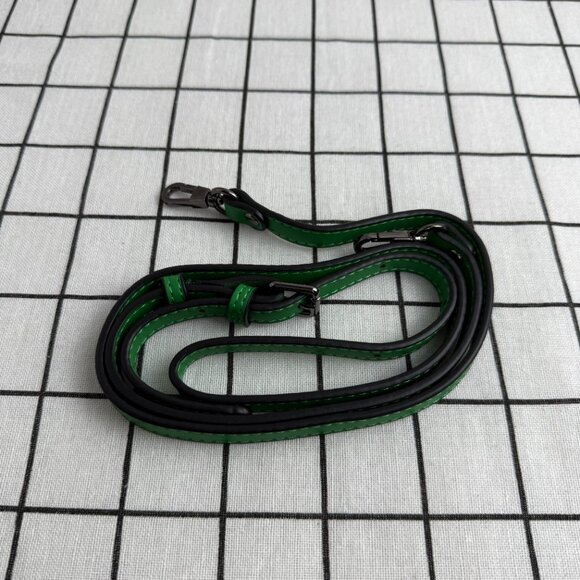 NWT LONGCHAMP LE PLIAGE XTRA XS POUCH Green - Picture 8 of 8